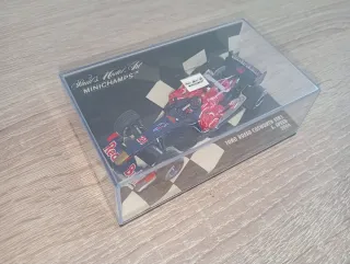 Minichamps Toro Rosso STR1 2006 S. Speed