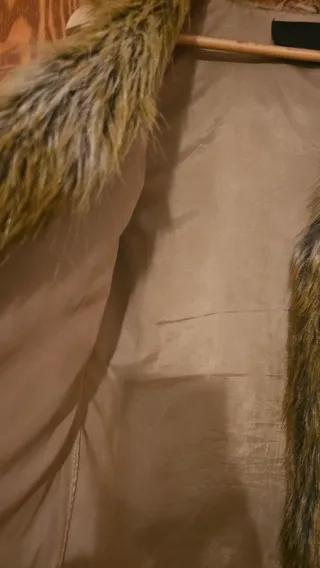 Chaleco pelo sintético marrón/verde