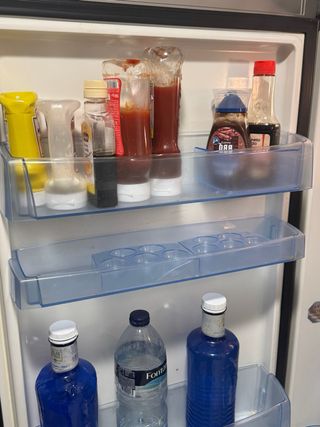 Frigorífico No Frost Grande la nevera está entera