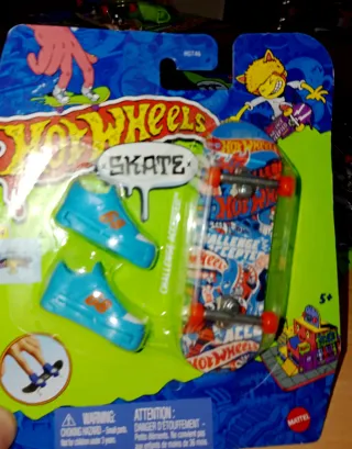 Hot Wheels Skate Set con Zapatillas