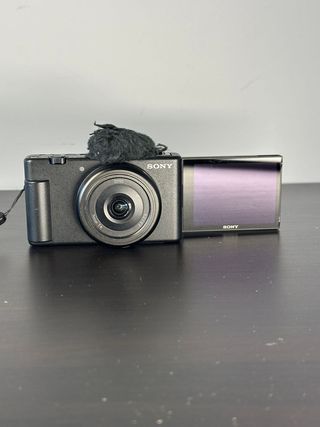 Sony ZV-1F – Cámara Vlog Compacta