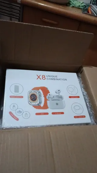 Pack X8: Reloj, Auriculares, cargador portátil,etc