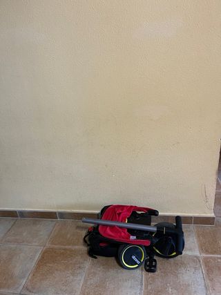 Triciclo Doona Liki Trike Rojo