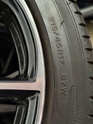 Llantas 17 GR86 OEM 5x100 Michelin