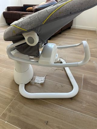 Mecedora y sillita portátil para bebés