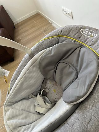 Mecedora y sillita portátil para bebés