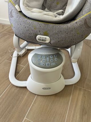 Mecedora y sillita portátil para bebés