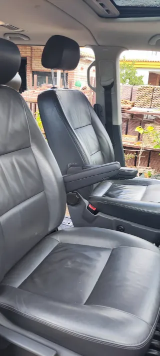 Volkswagen Multivan 2013