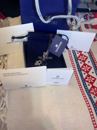 Collar Swarovski Hamsa Mano de Fátima Dorado