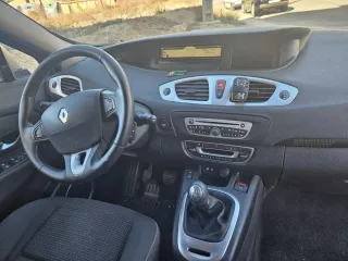Renault Grand Scenic 2010