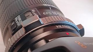 Adaptador MFT-EF Viltrox EF-M1 Pro