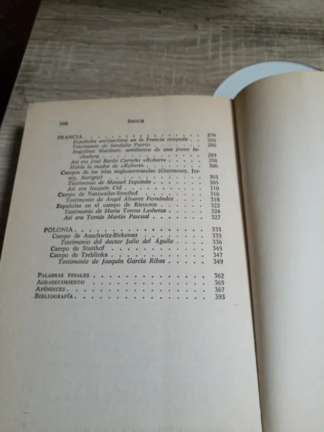 Los Cerdos Del Comandante (Spanish Edition)