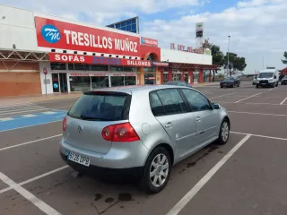 Volkswagen Golf 2005