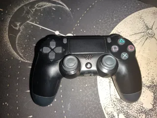 Mando PS4 DualShock 4 Negro Usado