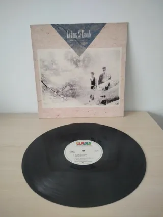 Vinilo La Dama Se Esconde - La Tierra...