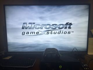 Xbox Clásica+mando original y 18 juegos.NO NEGOCIO