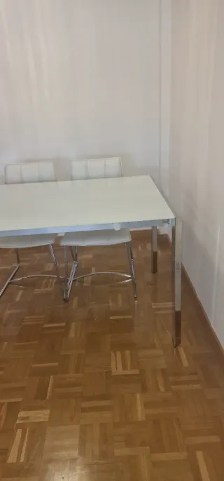 Mesa Comedor Cristal Templado y Acero