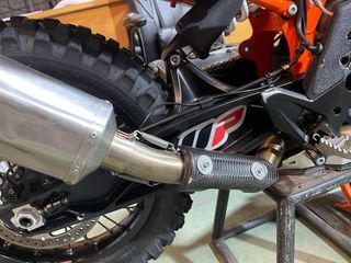 Escape Rade garaje bajo para ktm 890 adventure