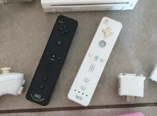 Consola Wii con juegos y accesorios