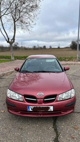 Nissan Almera 2000