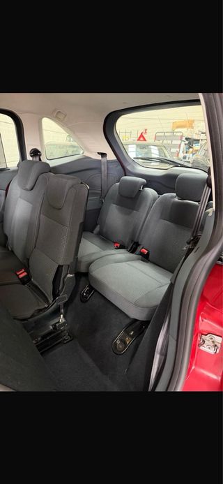 Ford Grand C-MAX 2013