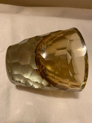 Vaso in vetro ambra sfaccettato