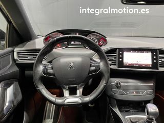 Peugeot 308  5p GT Line 1.2 130CV