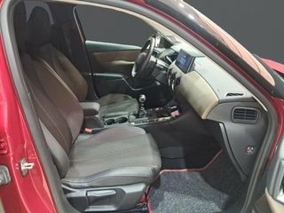 DS DS 3 Crossback 73 kW Manual SO CHIC