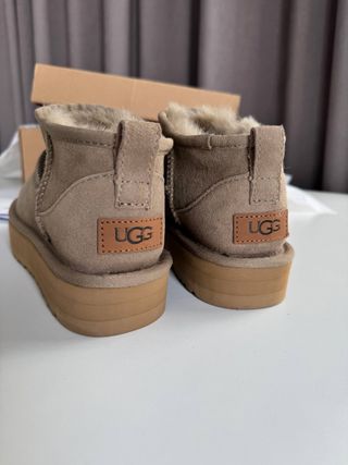 Botas UGG Mini Classic Marrones Talla 37 Nuevas