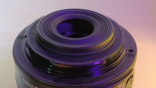 Objetivo 18-55mm Canon EFS STM + Parasol