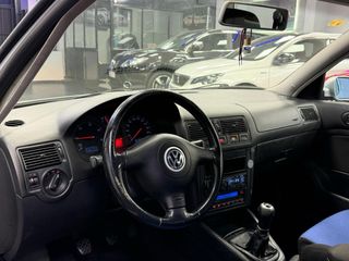 Volkswagen Golf 2001