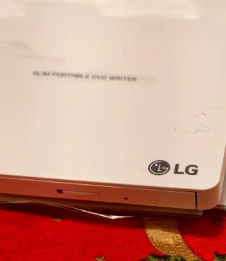 Lector CD y DVD: LG Ultra Slim Portable DVD Writer