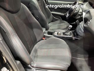 Peugeot 308  5p GT Line 1.2 130CV