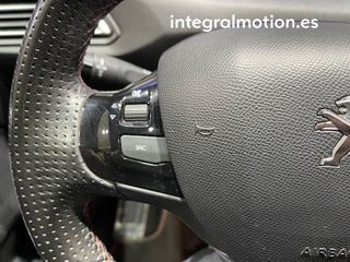 Peugeot 308  5p GT Line 1.2 130CV