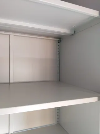 Armario metálico con cerradura , no quito nada!!