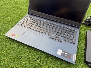 Lenovo Legion 5 15ACH6H (1 TB SSD, AMD Ryzen 7)