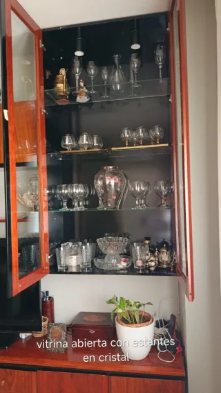 Mueble de salón madera maciza