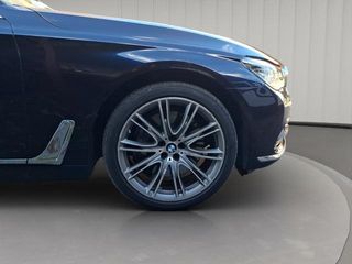 BMW Serie 7 750Li xDrive 330 kW (450 CV)