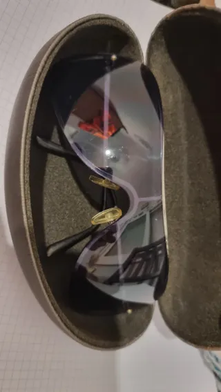 Gafas de sol deportivas