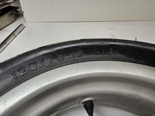 Rueda Delantera Yamaha Neos