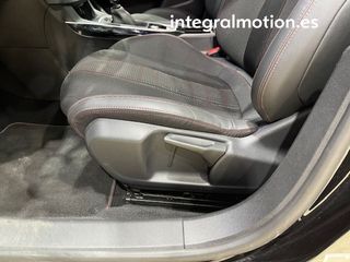 Peugeot 308  5p GT Line 1.2 130CV