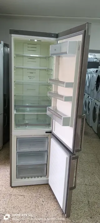 NEVERA COMBI BOSCH NO FROST ENERGÍA A+