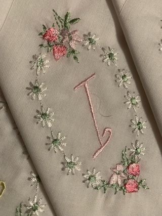 Pañuelos bordados antiguos guasch