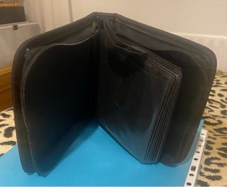 Estuche Porta CD Negro para 24 CDs