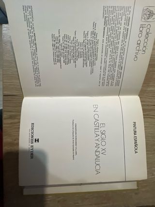 Libro con fichas de arte