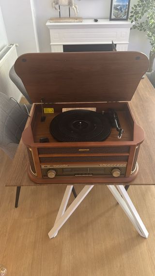 Equipo de sonido tocadiscos retro madera