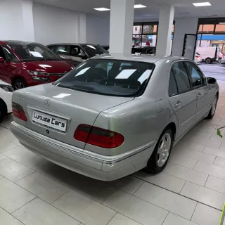 Mercedes-Benz Clase E 240 157.000kms
