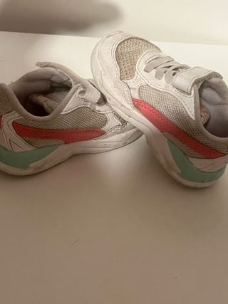 Zapatillas Puma Niña