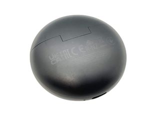 in-ear oppo enco buds 2