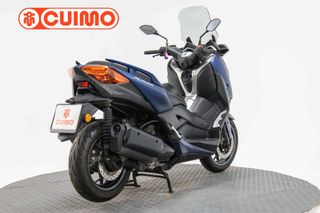 YAMAHA XMAX 300